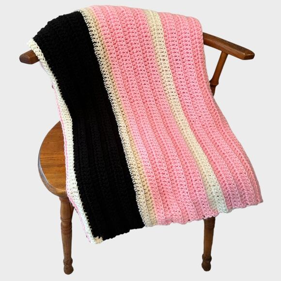 Handmade Knit Crochet Afghan Blanket Neopolitan Pink Cream Black 44" x 50" - Picture 4 of 6